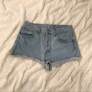 Brandy Melville light wash jean shorts